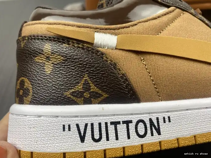 Rep LOW Air 1 Off-Louis Jordan x AJ1 OW 0523